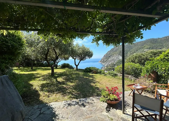 Renata - Amazing Sea View, Garden, Terrrace * Монтероссо-аль-Маре